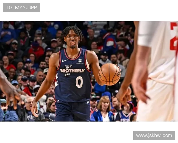 马克西表现起伏不定12投5中三分球失准14分4板4助伴随5次失误